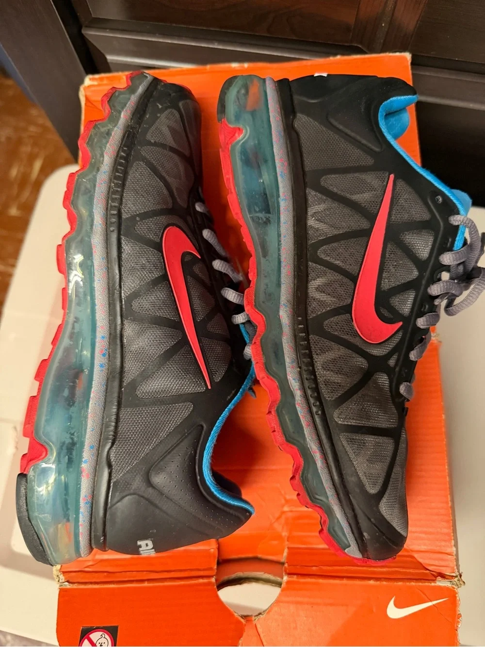 Nike Womens Air Max Running Shoes - Black with Pink Accents